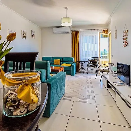 Sea & Wood Mango Apartamento Sarandë