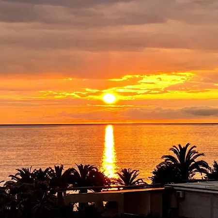 Sea & Wood Mango * Sarandë